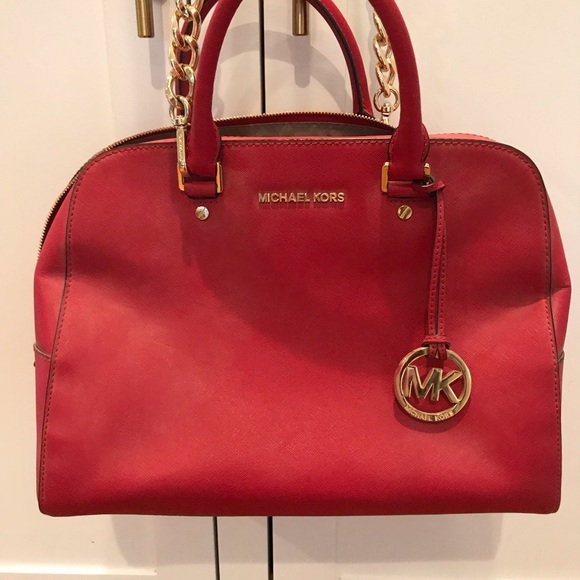Michael Kors purse - Picture 1 of 3